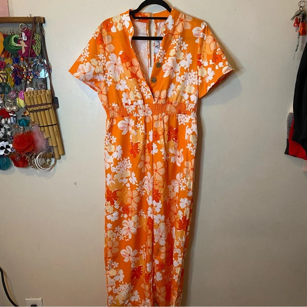 Floral Jumpsuit size Large/X-Large - Picture 1 of 6